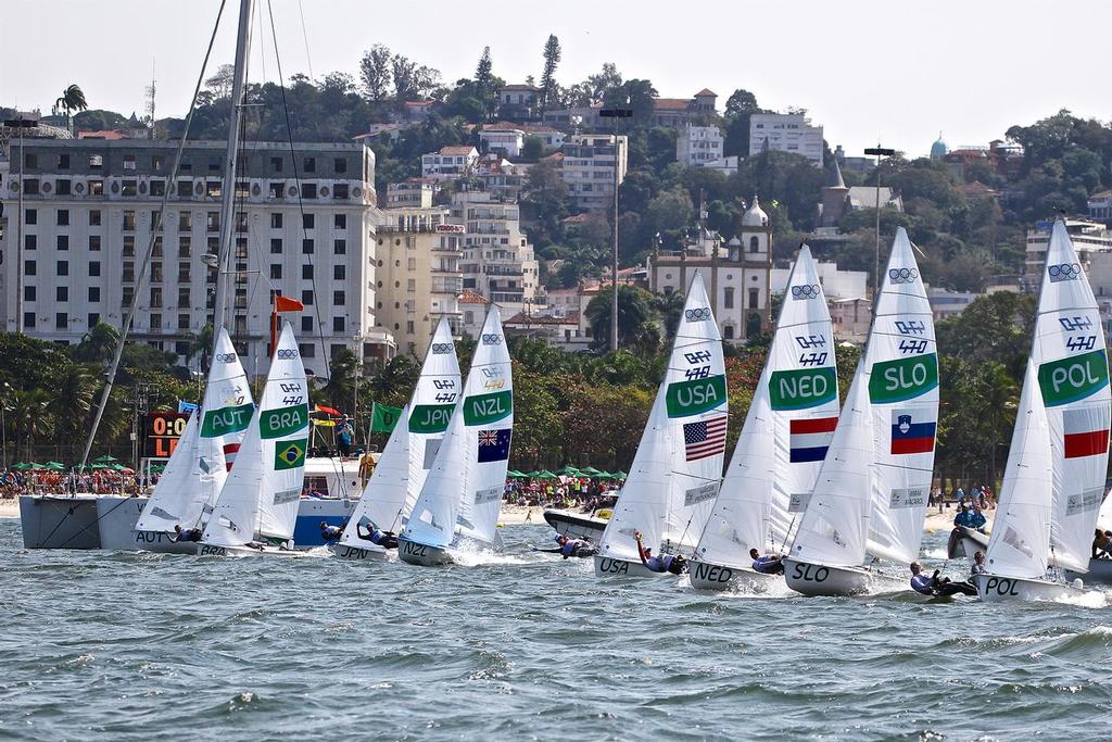 Kendall says that the starts and finishes of medal races need to be held close to shore where the fans can see with their own eyes the outcomes of the racing © Richard Gladwell www.photosport.co.nz